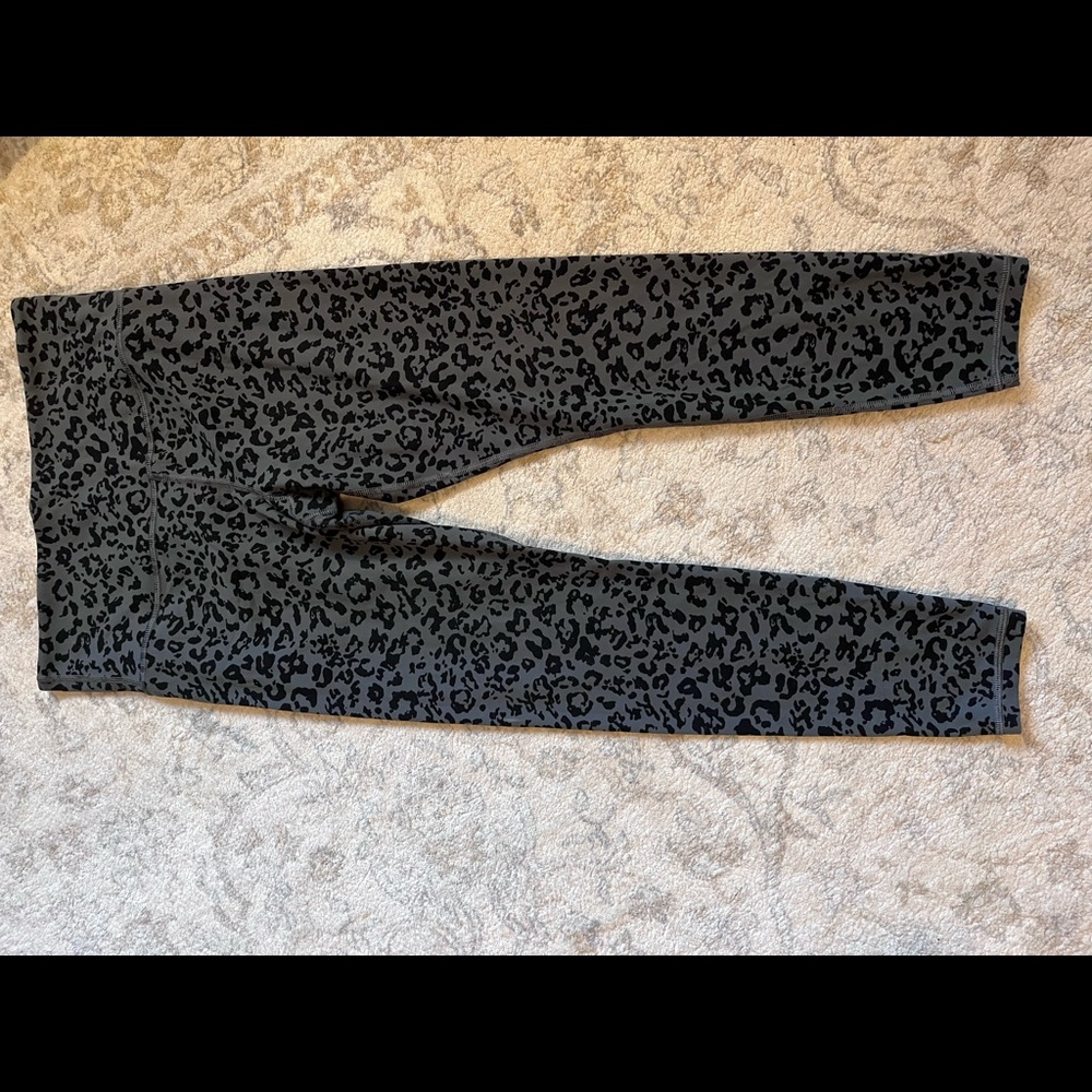 ELATION ULTRA HIGH RISE TIGHT - Picture 2 of 4